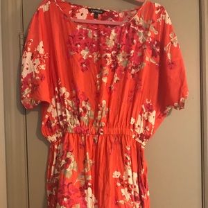 Express short sleeved dress with pockets